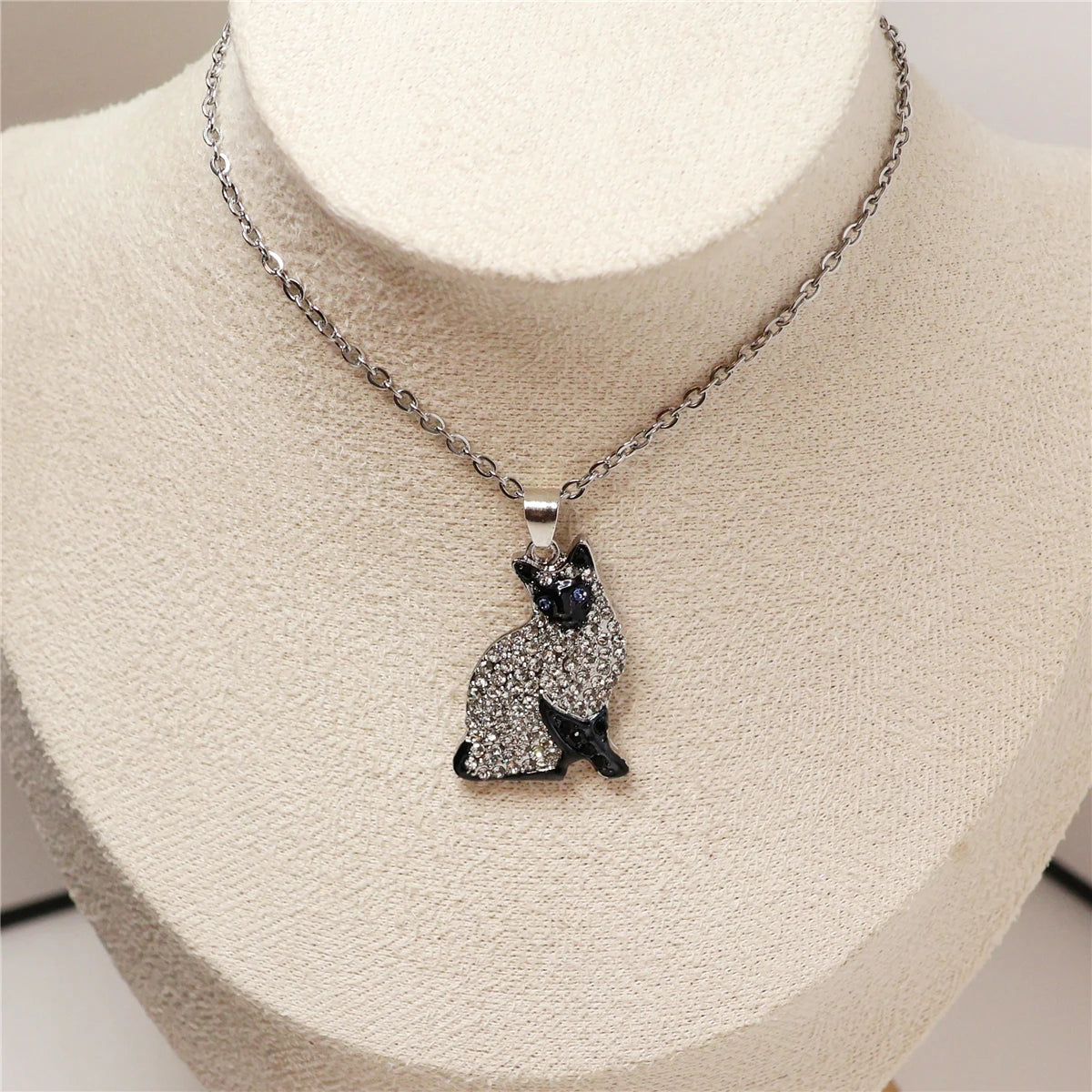 Colar + Pingente Gato Siamês | Em Prata 925