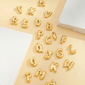 Colar + Pingente Letras Bubble | Banhado em Ouro 18K