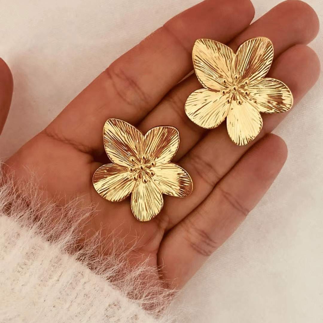 Brincos Florescer Banhados em Ouro 18k