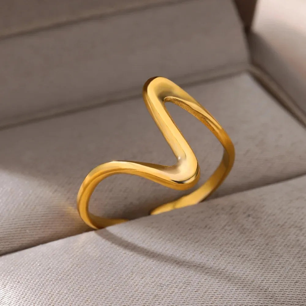 Anel Ondulado Vintage | Banhado em Ouro 18K