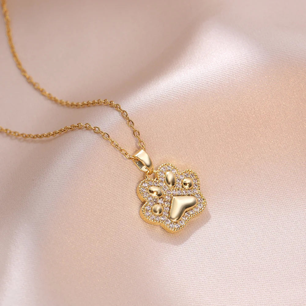 Colar Pata de Amor | Banhado a Ouro 18K