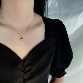 Colar Coração de Pêssego | Banhado em Ouro 18k