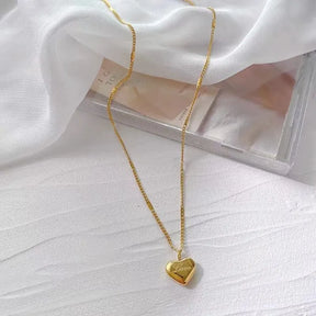 Colar Coração de Pêssego | Banhado em Ouro 18k